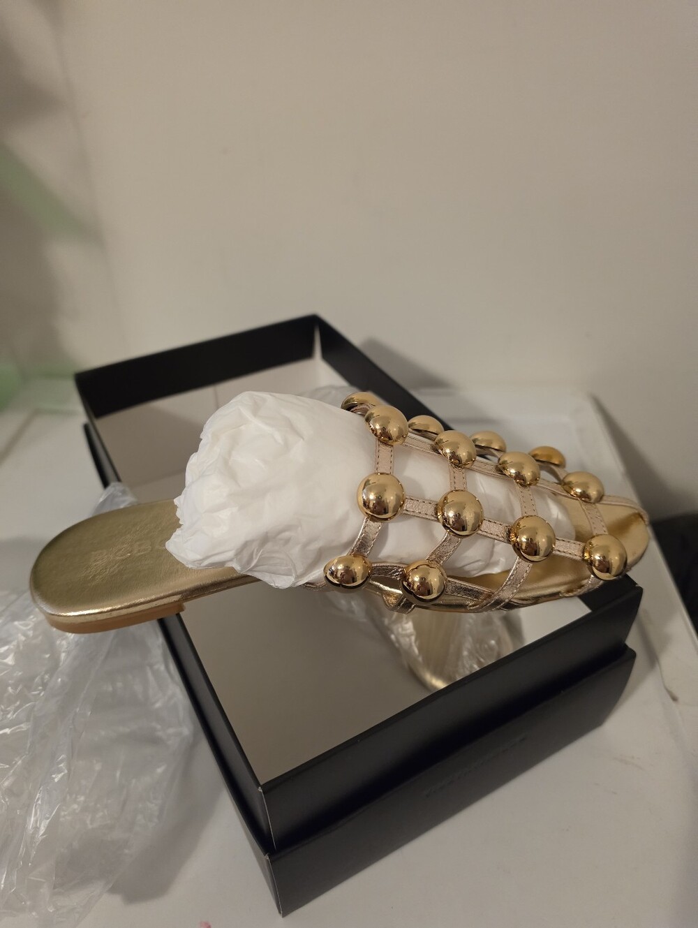 BCBGMAXAZRIA Tina Mule in Platino Size 7.5 Gold Studded Flat Sandals New In Box - Picture 5 of 9